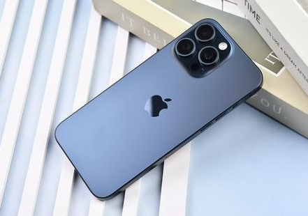 黄浦苹果维修点分享iPhone 15 Pro Max屏幕更换全新实操风险 